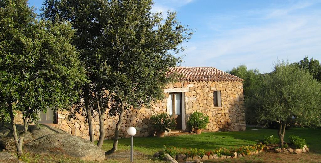 Willa Le Tre Pietre Baja Sardinia Zewnętrze zdjęcie