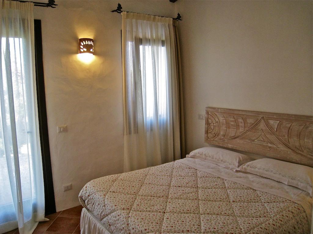 Willa Le Tre Pietre Baja Sardinia Zewnętrze zdjęcie