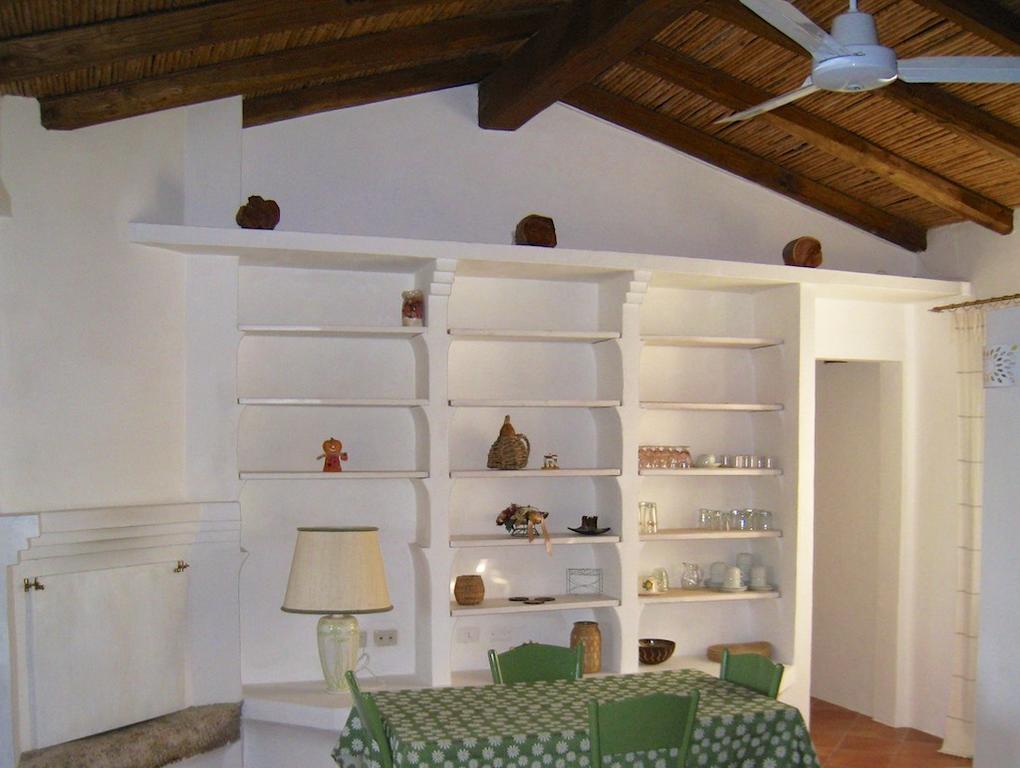 Willa Le Tre Pietre Baja Sardinia Zewnętrze zdjęcie