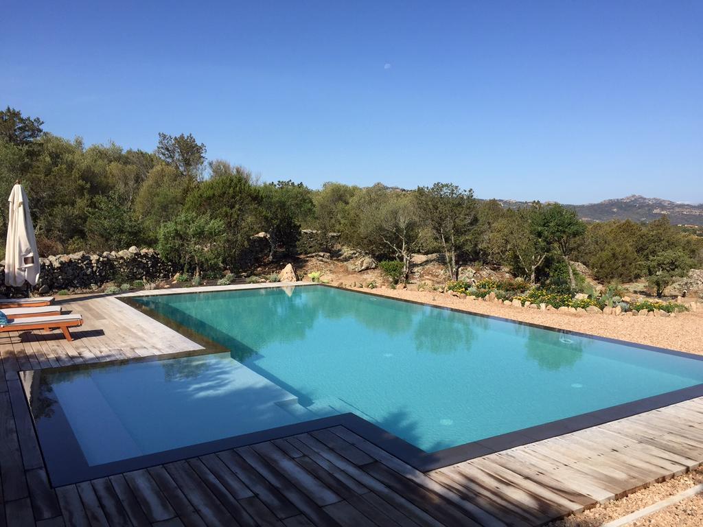 Willa Le Tre Pietre Baja Sardinia Zewnętrze zdjęcie
